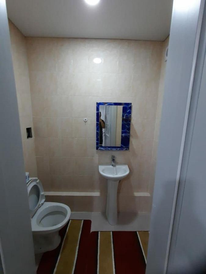 Diplomat - 2 Apartment Bishkek Bagian luar foto